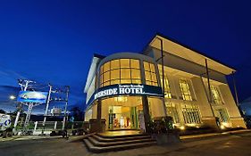 โรงแรมริเวอร์ไซด์